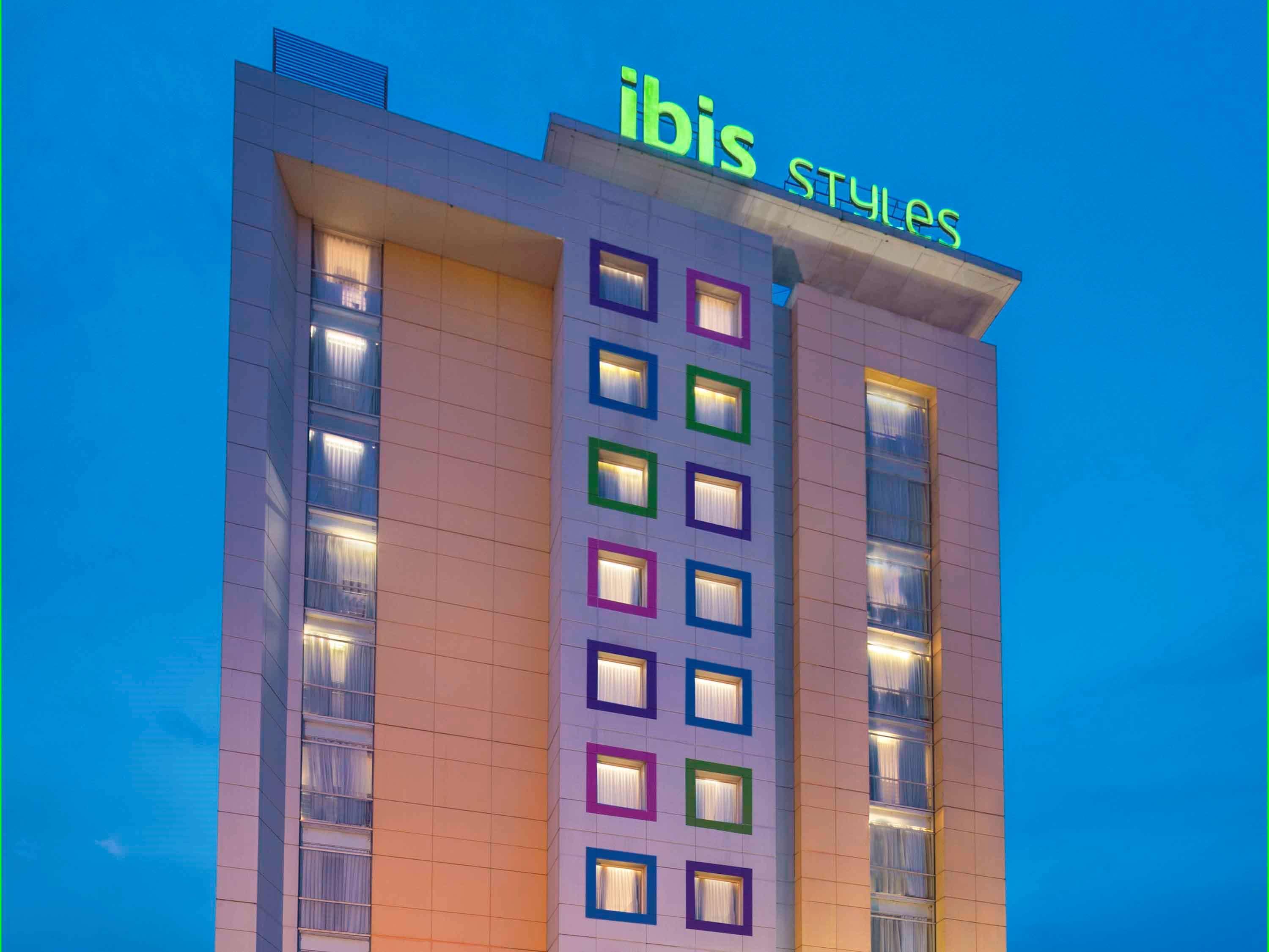 Hôtel Ibis Styles Solo Extérieur photo